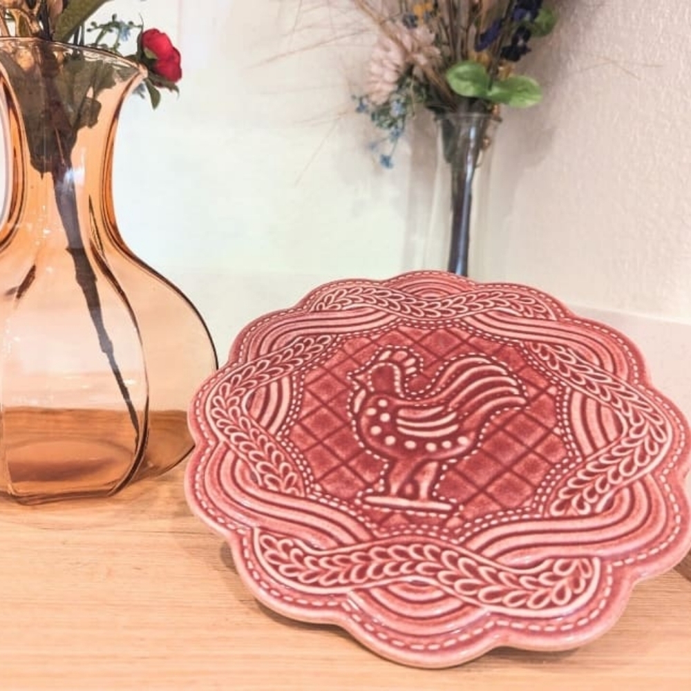 Longaberger Pottery Rooster Chicken Paprika Trivet Hot Plate Red Wall Hanger